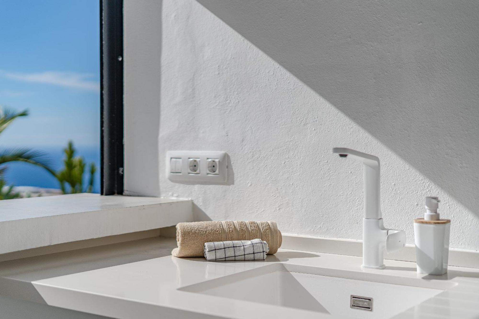 Cliff Haven Sea View Apartment - Adults Only Santiago del Teide Εξωτερικό φωτογραφία